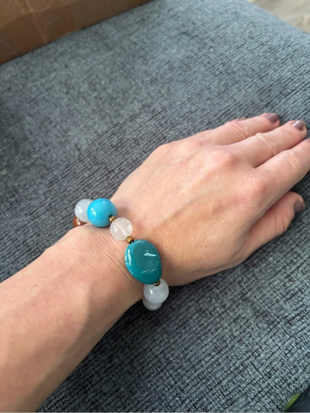 Chunky Multicolor Beaded Stretch Bracelet Turquoise Brown White Gold Tone